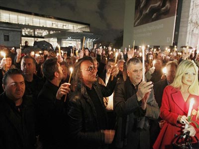 Συγκέντρωση με κεριά για την επιστροφή των γλυπτών του Παρθενώνα