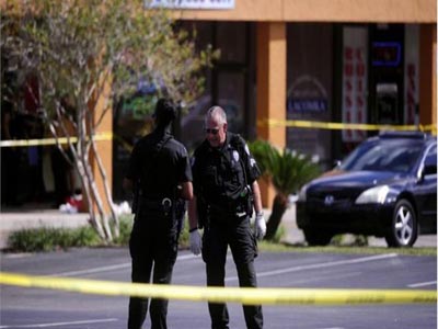 Ένας νεκρός και δύο τραυματίες από πυροβολισμούς σε εμπορικό στη Φλόριντα