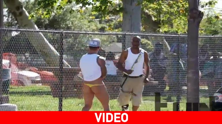 Γδύνονται και γλιτώνουν από τους καυγάδες!