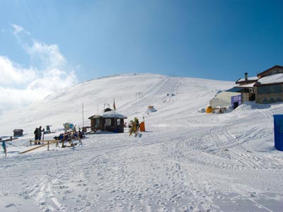 Το 100% «αγγίζει» η πληρότητα στα χιονοδρομικά κέντρα