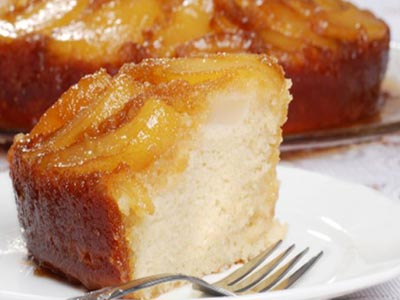 Νόστιμο κέικ με μέλι και αχλάδι