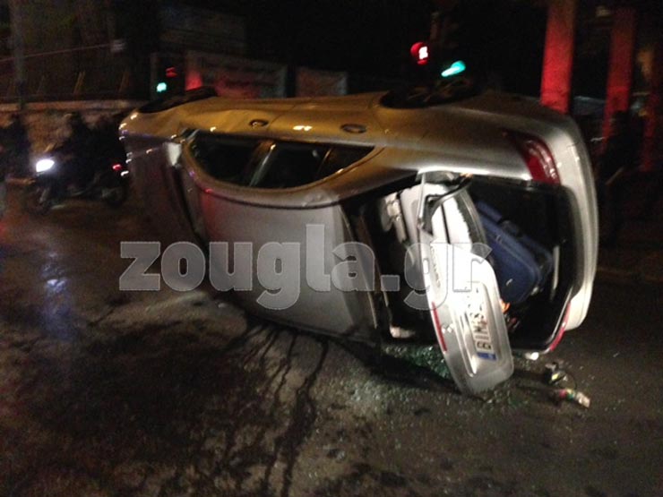 Άγνωστοι αναποδογύρισαν Ι.Χ.