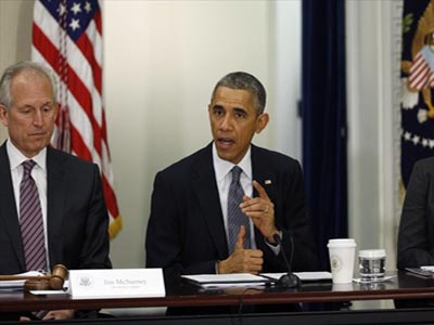 Νέες κυρώσεις κατά της Ρωσίας θα επικυρώσει εντός των ημερών ο Ομπάμα Νέες κυρώσεις κατά της Ρωσίας θα επικυρώσει εντός των ημερών ο Ομπάμα