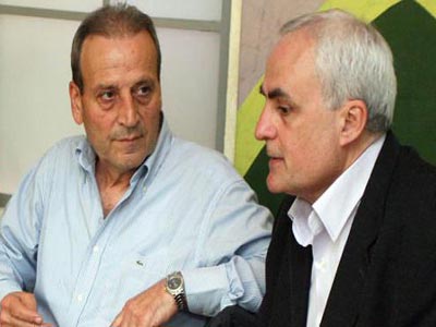 Βουδούρης και Παραστατίδης υπονοούν ότι εξαγοράστηκαν ανεξάρτητοι βουλευτές που ψήφισαν Δήμα