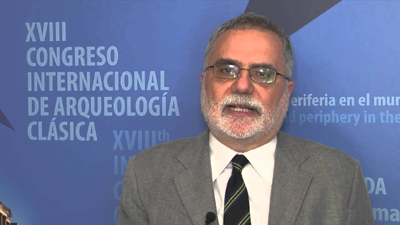 O καθηγητής Enzo Lippolis