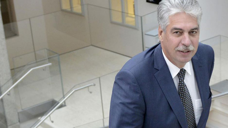 «Σχεδόν αναπόφευκτο το Grexit, η Ελλάδα θα αναγκαστεί να ζητήσει να φύγει από την Ε.Ε.»