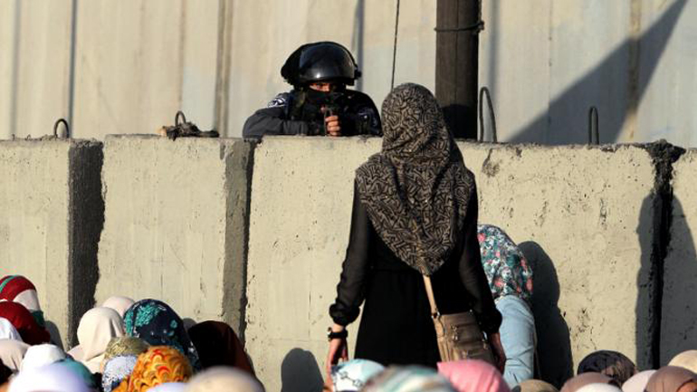 Έφηβη Παλαιστίνια σκοτώθηκε αφού απείλησε με μαχαίρι Iσραηλινούς αστυνομικούς