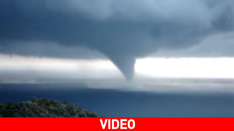 Υδροστρόβιλος έκανε την εμφάνισή του κοντά στα Μέθανα