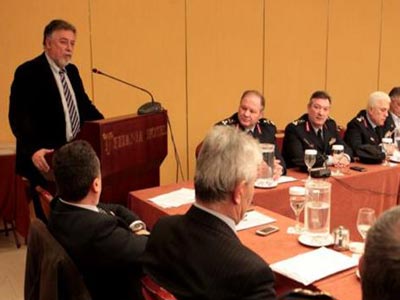 Γ. Πανούσης: Υπέρ της εισαγωγής μεταναστών στις σχολές της ΕΛ.ΑΣ.