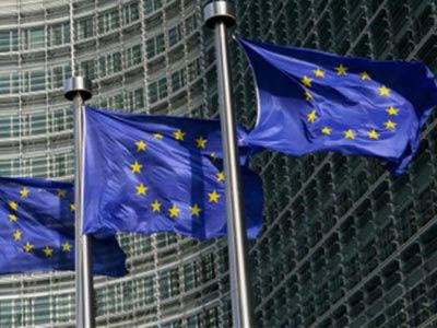 Αναβάλλεται η εφαρμογή της συμφωνίας ελευθέρου εμπορίου ΕΕ-Ουκρανίας