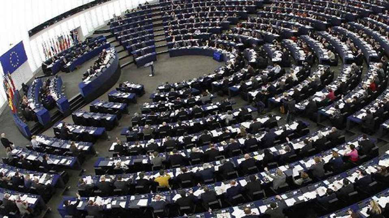 Σύγκρουση στο ευρωκοινοβούλιο για το μεταναστευτικό