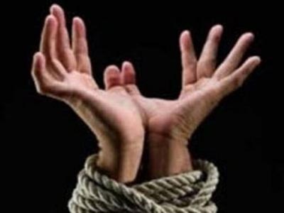 Έδεσαν και λήστεψαν γυναίκα μέσα στο σπίτι της στον Αστακό Έδεσαν και λήστεψαν γυναίκα μέσα στο σπίτι της στον Αστακό