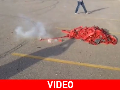 Όταν σκάνε μαζί 128.000 κροτίδες