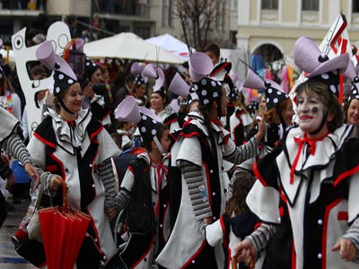 Πάτρα: Πάνω από 30.000 καρναβαλιστές προσέφεραν ένα ξεχωριστό θέαμα