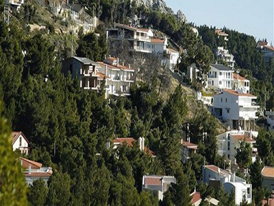 Νομιμοποιούνται 28.000 καταπατημένα ακίνητα