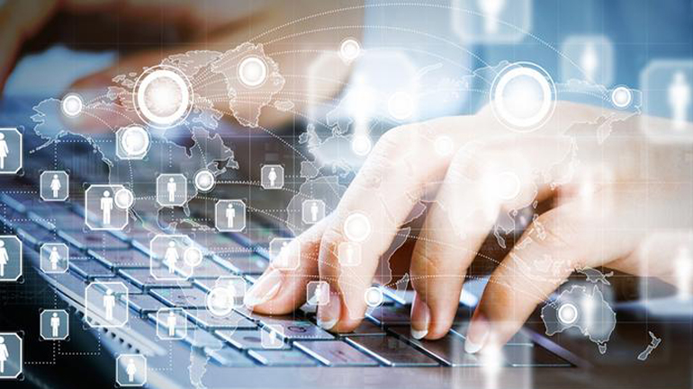 Η Ευρωπαϊκή Επιτροπή ετοιμάζει στρατηγική για την ψηφιακή ενιαία αγορά της ΕΕ Η Ευρωπαϊκή Επιτροπή ετοιμάζει στρατηγική για την ψηφιακή ενιαία αγορά της ΕΕ