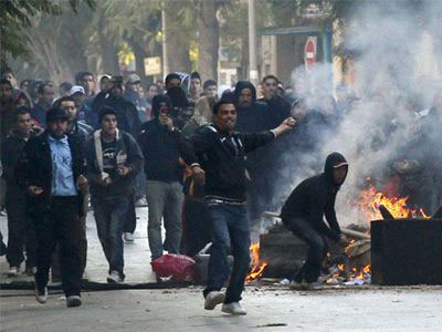 Επεισόδια έξω από την πρεσβεία των ΗΠΑ στην Τύνιδα