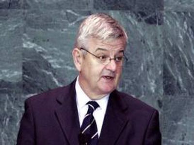 Eμπόδισε την απονομή παρασήμου στον αρχηγό της Ακροδεξιάς