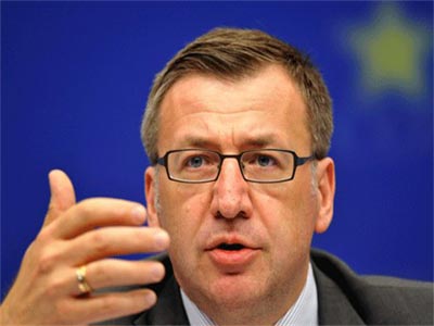 «Θα πρέπει να σεβαστούμε την εθνική κυριαρχία της Ελλάδας»