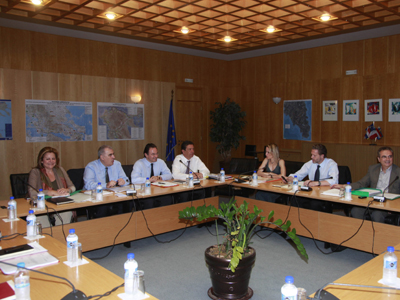 Θα λύσουν τον «γόρδιο δεσμό» με νομοθετικές ρυθμίσεις