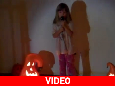 Η εξάχρονη που αγαπά την death metal!