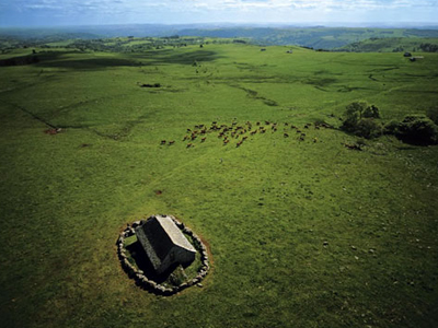 Πιο καλή η μοναξιά…