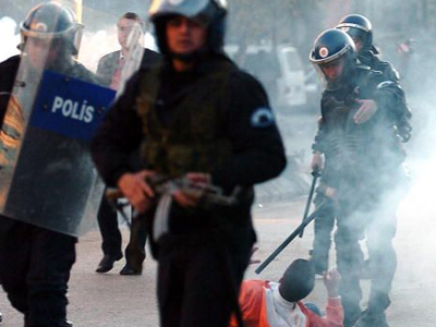 Βίαιες συγκρούσεις σε διαδήλωση υπέρ του DTP