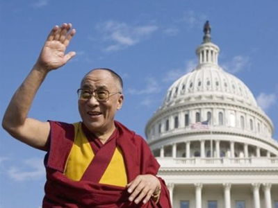 Αμετακίνητος ο Λευκός Οίκος για την επίσκεψη Δαλάι Λάμα
