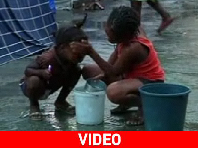 Οι πρώτες βροχές έφεραν μεγαλύτερα προβλήματα στους Αϊτινούς