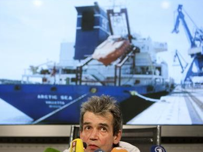 Στο «ντουλάπι» η υπόθεση του Arctic Sea