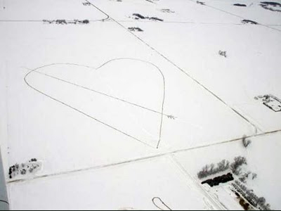 Ο Άγιος Βαλεντίνος… μυρίζει λίγο