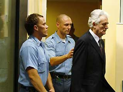 Στην αντεπίθεση ο Radovan Karadžić