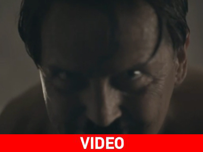 Σοκ: Ο «Χίτλερ» σε προκλητικές σεξουαλικές περιπτύξεις