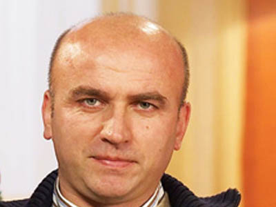 “Όλοι για έναν και ένας για όλους”