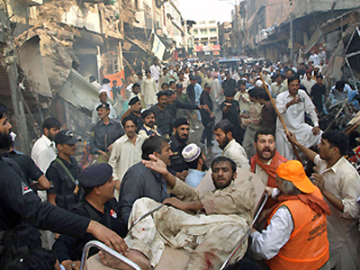 Λουτρό αίματος στην Peshawar