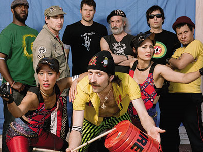 Gogol Bordello: Αλλαγή χώρου στην Αθήνα