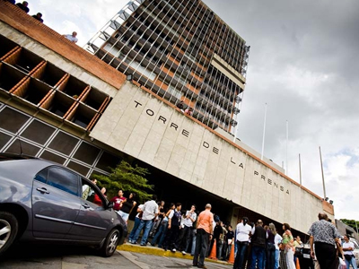 Επίθεση με μολότοφ σε εκδοτικό όμιλο στη Βενεζουέλα