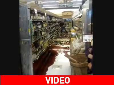 Μεθυσμένη τα κάνει «γυαλιά – καρφιά» σε σουπερμάρκετ