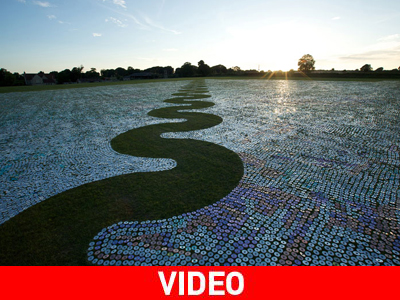 Μια «θάλασσα» από CD