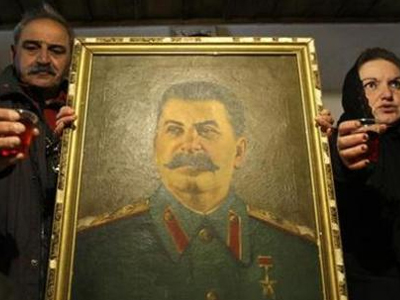 Δολοφόνησαν τον ιδρυτή μουσείου του Στάλιν