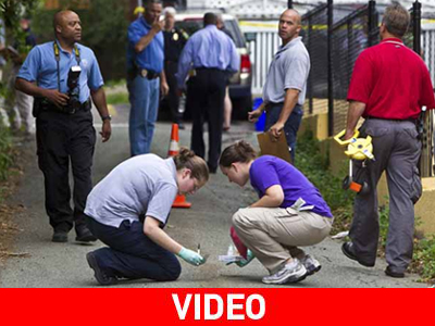 Ψυχοπαθής μαχαίρωσε αστυνομικούς και τη σκότωσαν