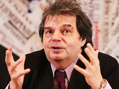 Στους τίτλους των εκπομπών οι μισθοί των τηλεπαρουσιαστών;