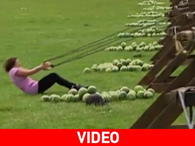 Πρόσεχε, θα χτυπήσεις…