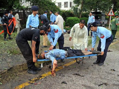 Δεκάδες νεκροί σε «επιχείρηση σκούπα» στο Πακιστάν