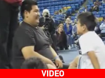 Διαγωνισμός τραβήγματος αυτιών