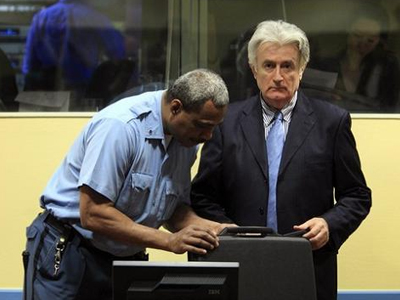 Αναβλήθηκε η δίκη του Radovan Karadžić
