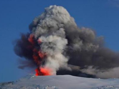 Προβληματίζει και πάλι η ηφαιστειακή τέφρα