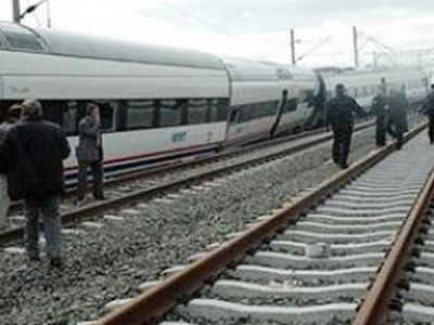 Εκτροχιασμός ταχείας στην Τουρκία