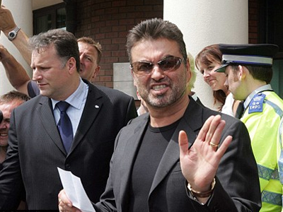 Προβλήματα με το νόμο (ξανά) για τον George Michael