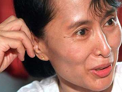 «Πράσινο» από την Αούνγκ Σαν Σου Κι στο μποϋκοτάζ των εκλογών